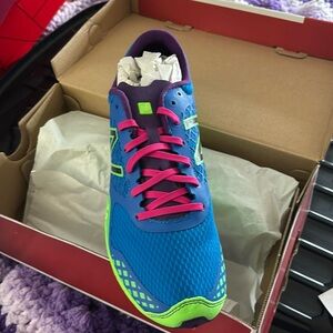 Women’s sneakers new balance, brand new size 10